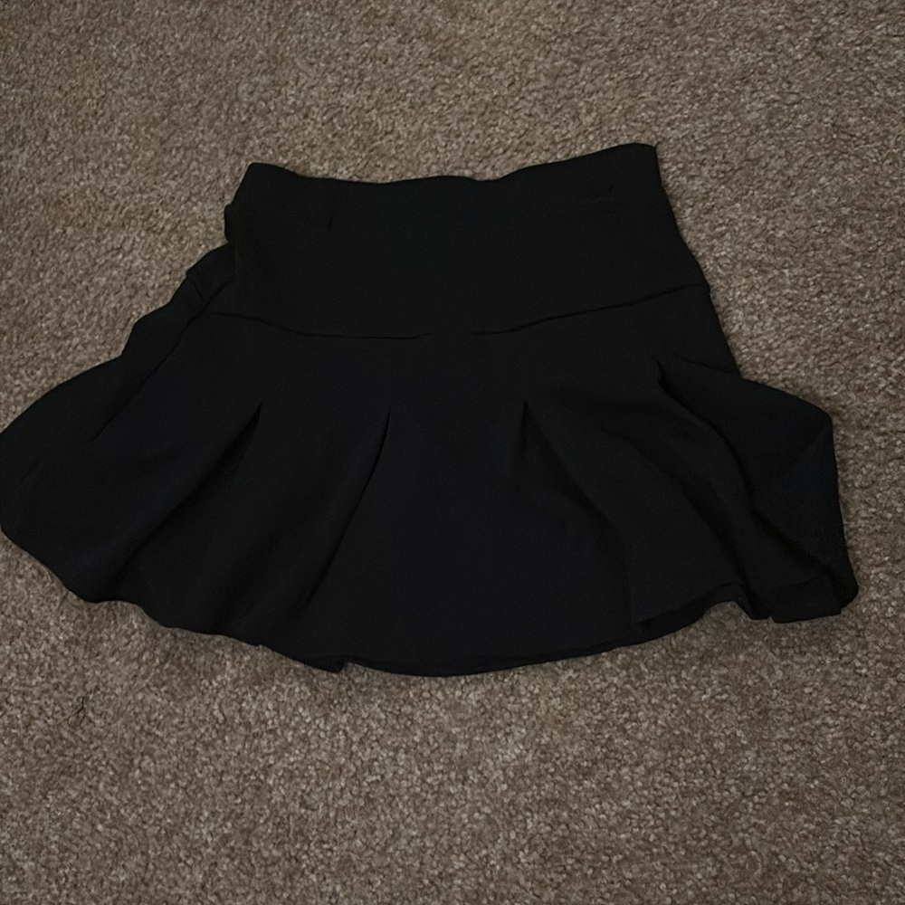 SO women’s medium black skirt